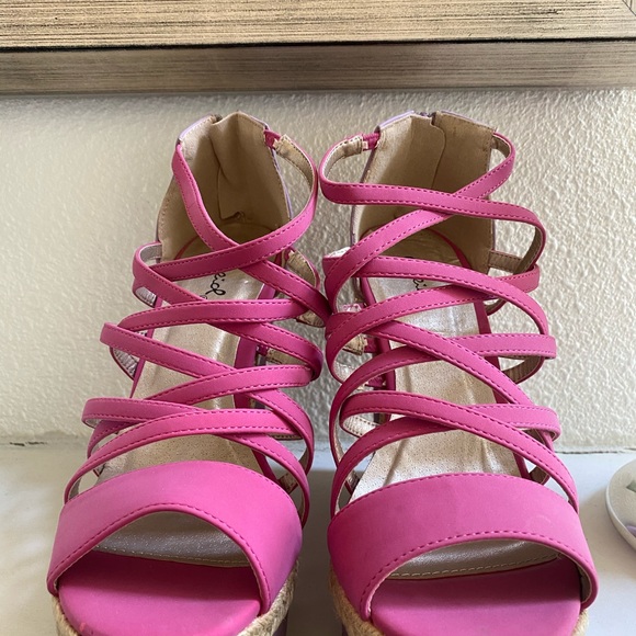 Pastel fuchsia strappy wedge espadrille Sandal - Picture 7 of 7